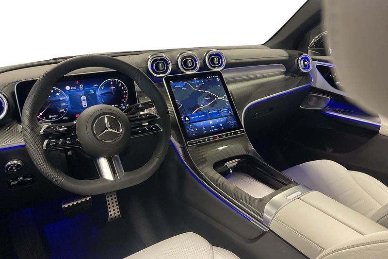 Mercedes GLC300 bild 7