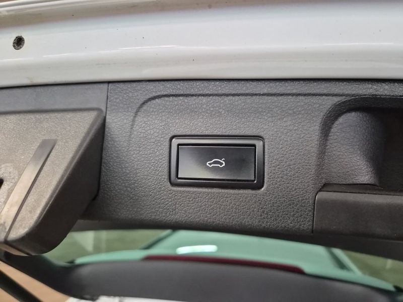 Volkswagen Passat bild 20