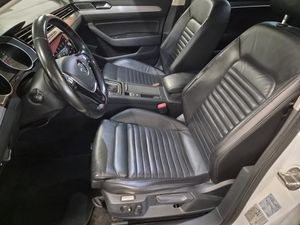 Volkswagen Passat bild 11