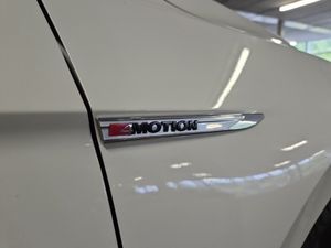 Volkswagen Passat bild 10