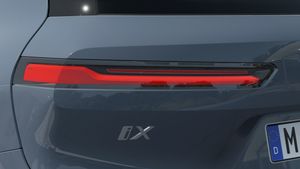 BMW iX bild 8