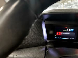 Citroen e-C4 X bild 8