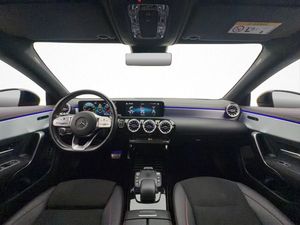Mercedes CLA180 bild 11