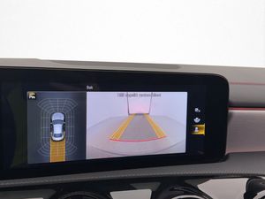 Mercedes CLA180 bild 17