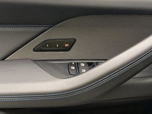 BMW i4 bild 16