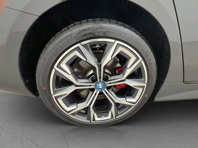 BMW i4 bild 37