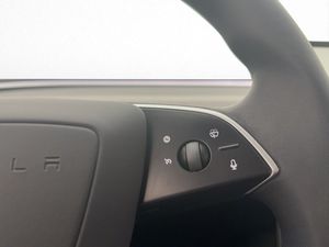 Tesla Model 3 bild 16
