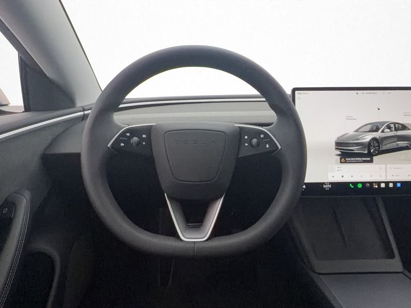 Tesla Model 3 bild 14