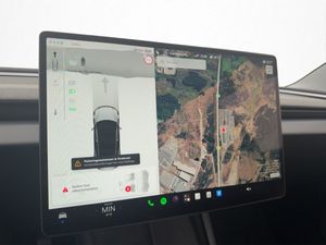 Tesla Model 3 bild 18