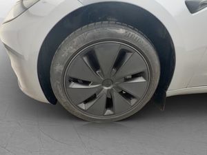 Tesla Model 3 bild 30