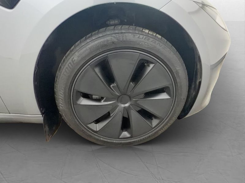 Tesla Model 3 bild 33