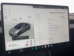 Tesla Model 3 bild 23