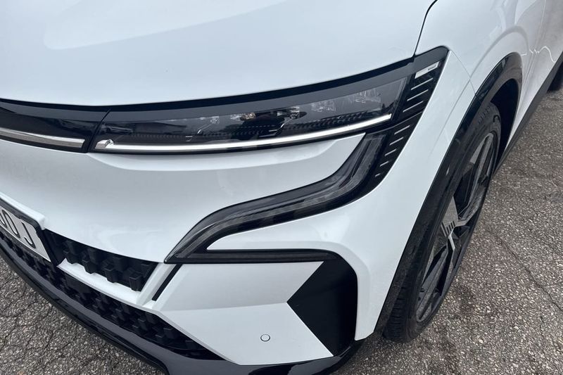 Renault Megane E-Tech bild 21