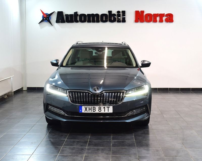 Skoda Superb bild 2