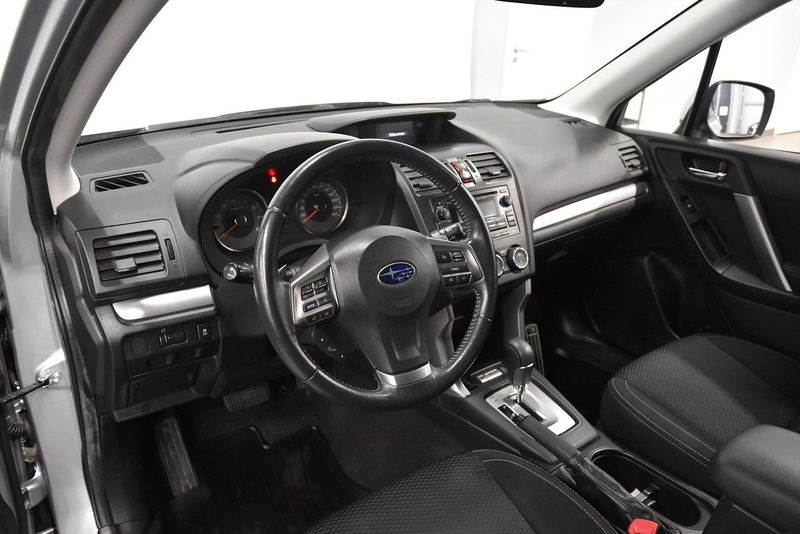 Subaru Forester bild 9