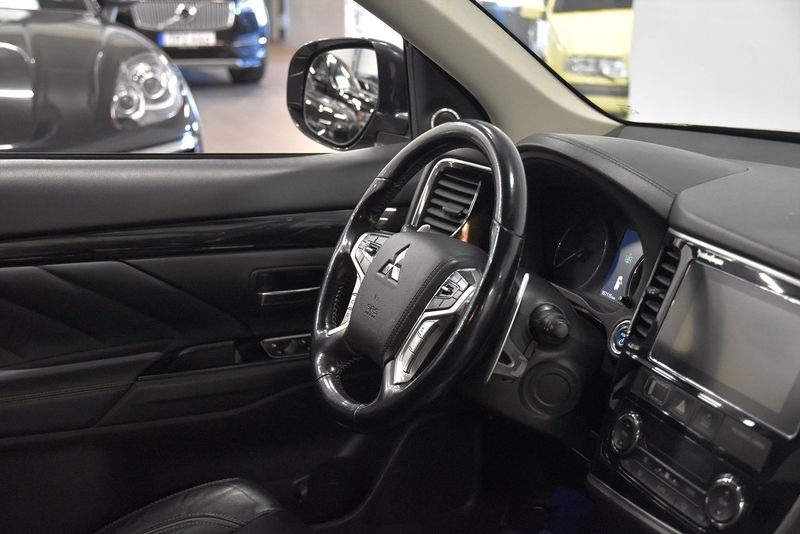Mitsubishi Outlander bild 9