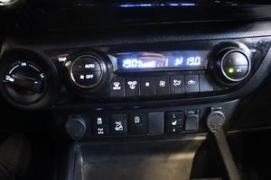 Toyota Hilux bild 19
