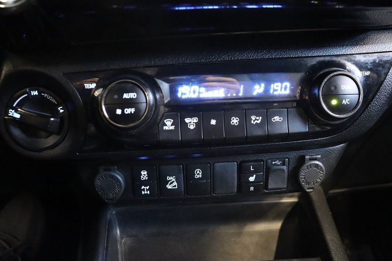 Toyota Hilux bild 19