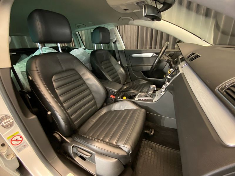 Volkswagen Passat bild 8