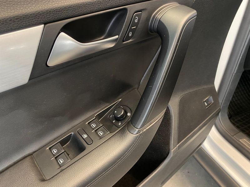Volkswagen Passat bild 19