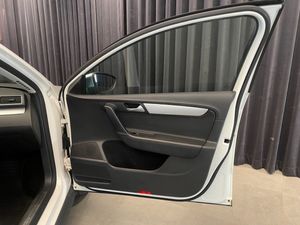 Volkswagen Passat bild 22