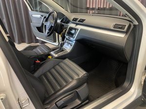 Volkswagen Passat bild 23