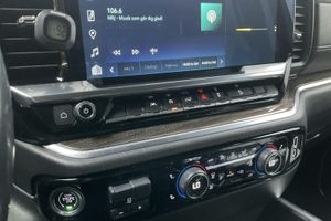 Chevrolet Silverado bild 12