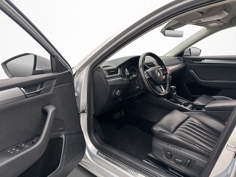 Skoda Superb bild 11