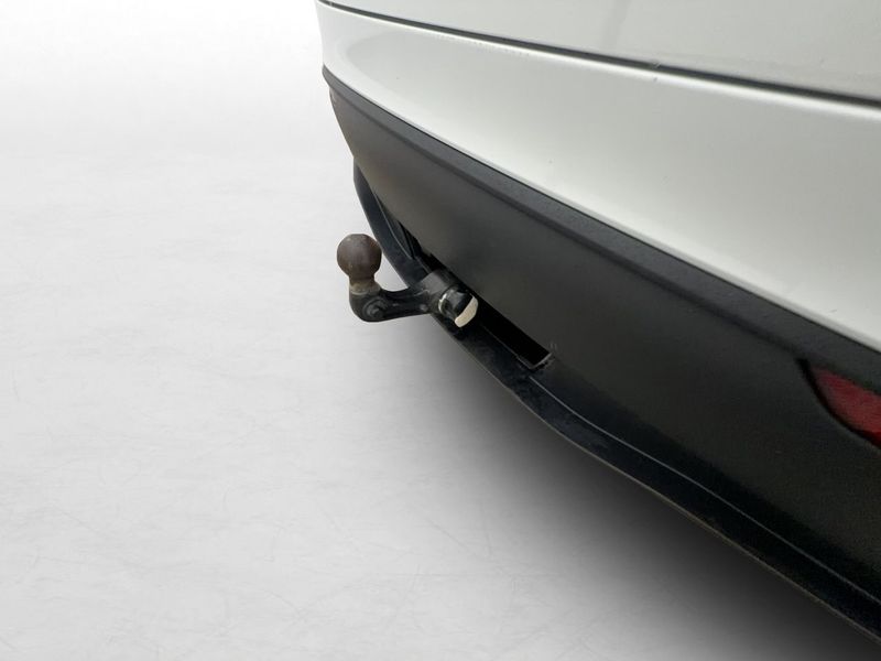 Tesla Model Y bild 10