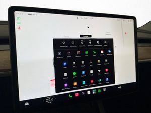 Tesla Model Y bild 22