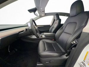 Tesla Model Y bild 12
