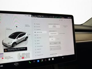 Tesla Model Y bild 21