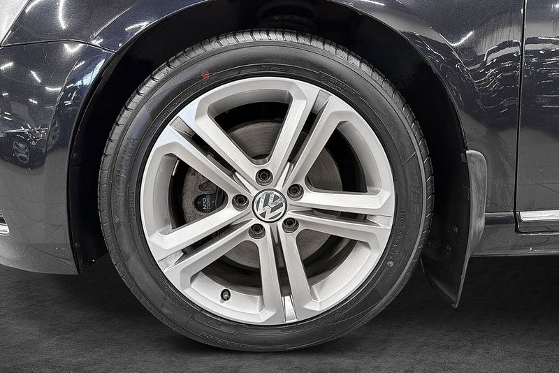 Volkswagen Passat bild 2