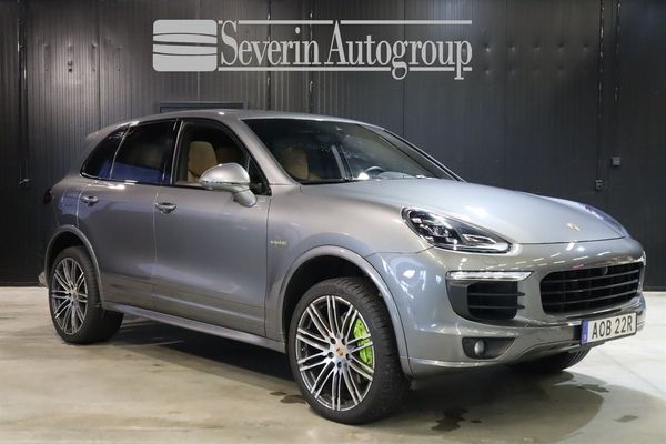 Porsche Cayenne S E-Hybrid (416hk) Pano / Navi - 2017