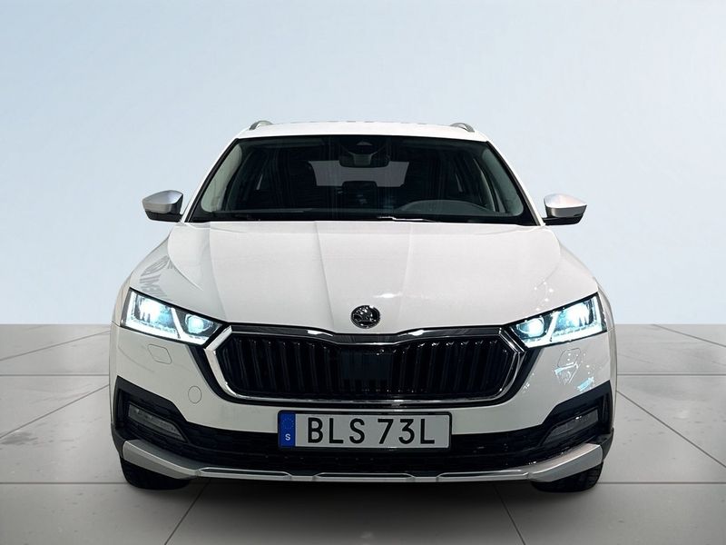 Skoda Octavia bild 2