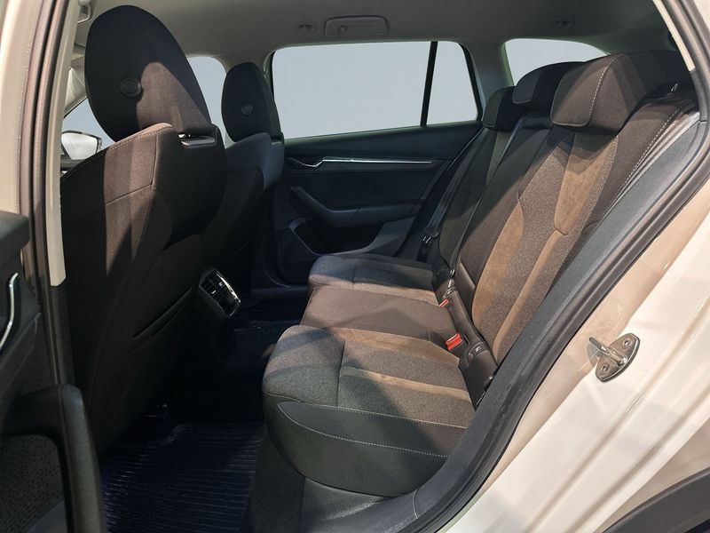 Skoda Octavia bild 13