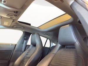 Mercedes CLA180 bild 11