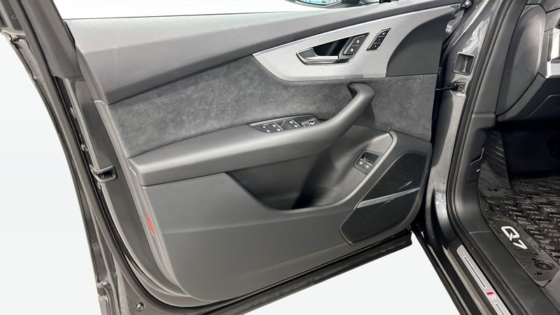 Audi Q7 bild 11