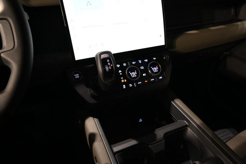 Land Rover Defender bild 12