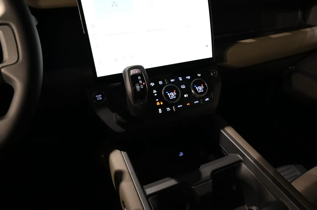 Land Rover Defender bild 12