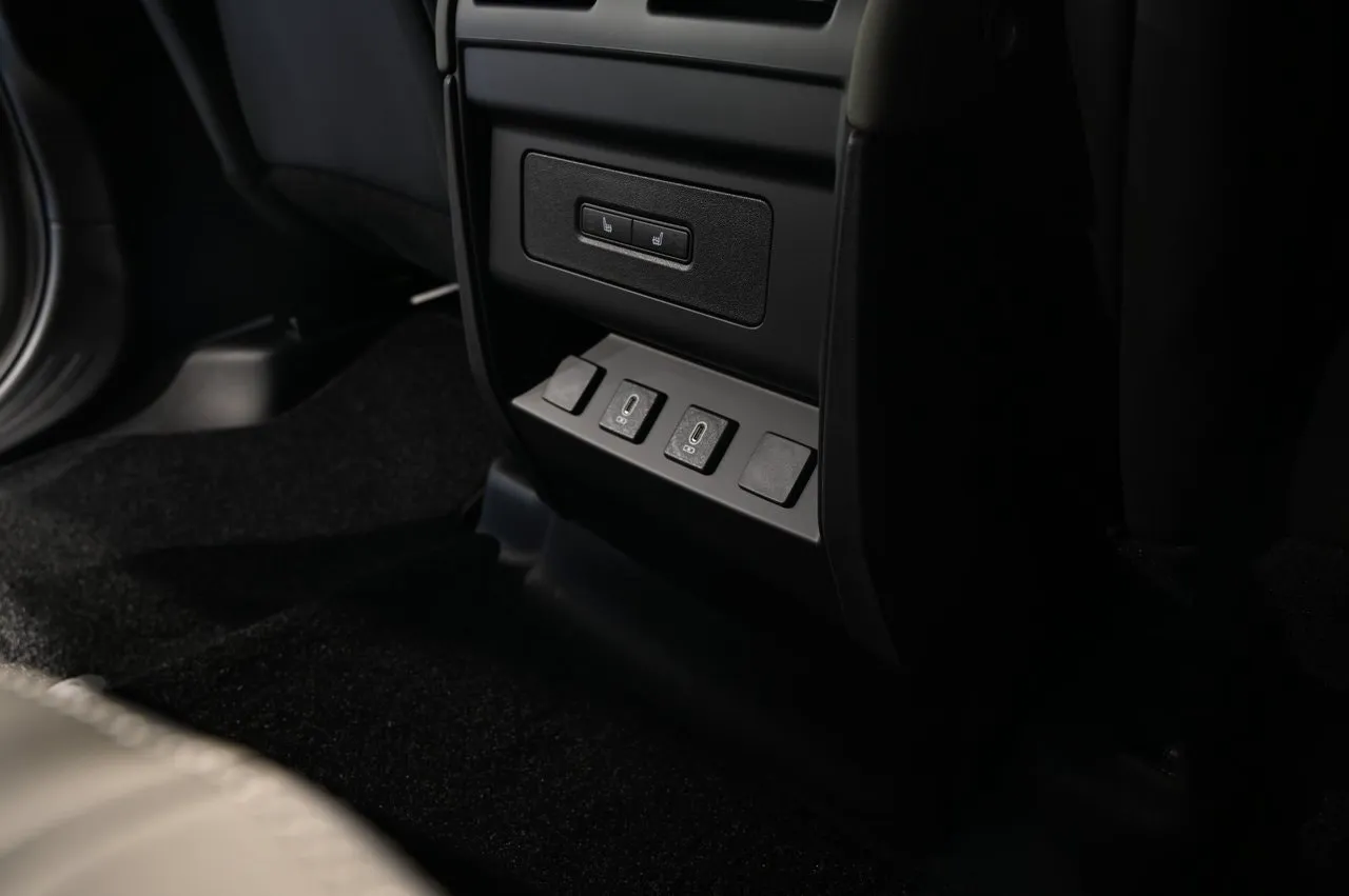Land Rover Defender bild 14
