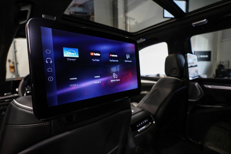 Cadillac ESCALADE bild 18