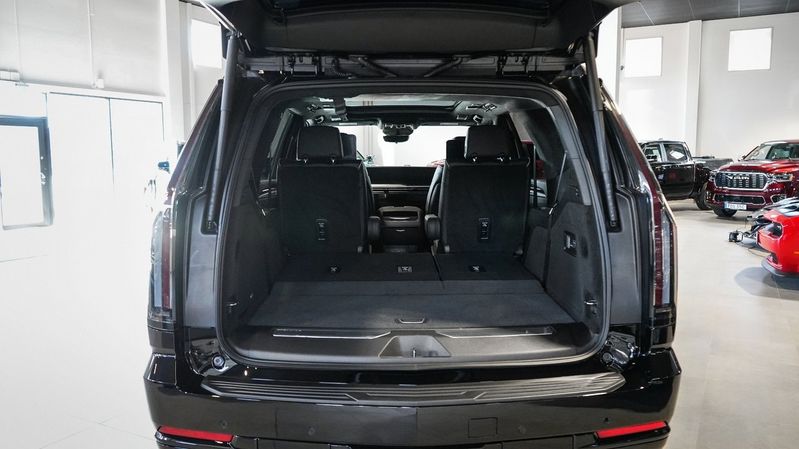 Cadillac ESCALADE bild 9