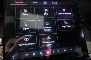 Cadillac ESCALADE bild 26