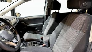 Volkswagen Touran bild 8