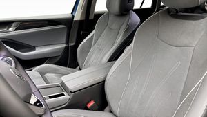 Volkswagen Passat bild 8