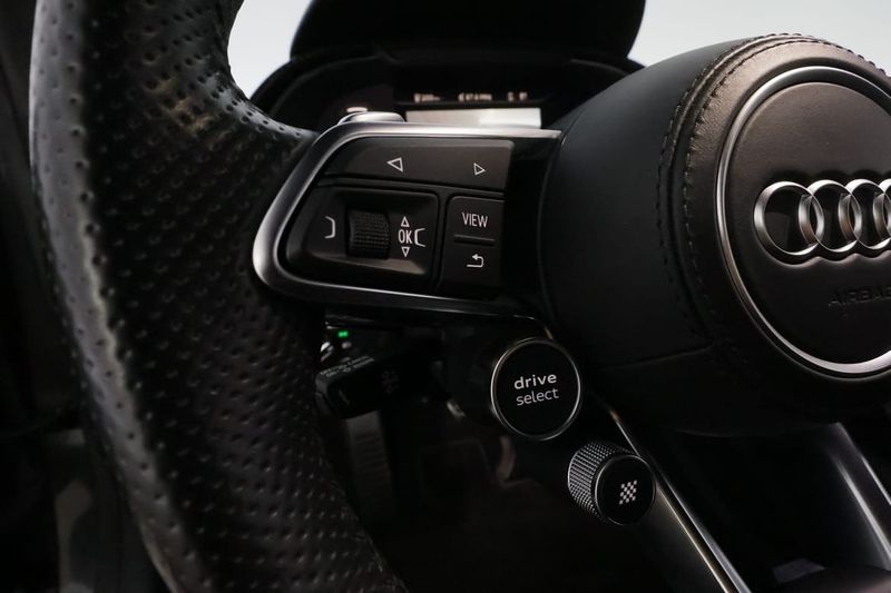 Audi R8 bild 15