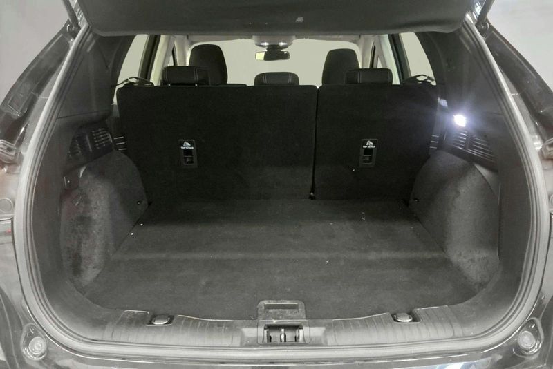 Ford Kuga bild 9