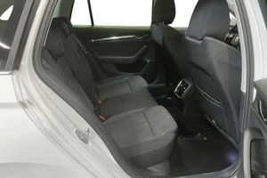 Skoda Octavia bild 8