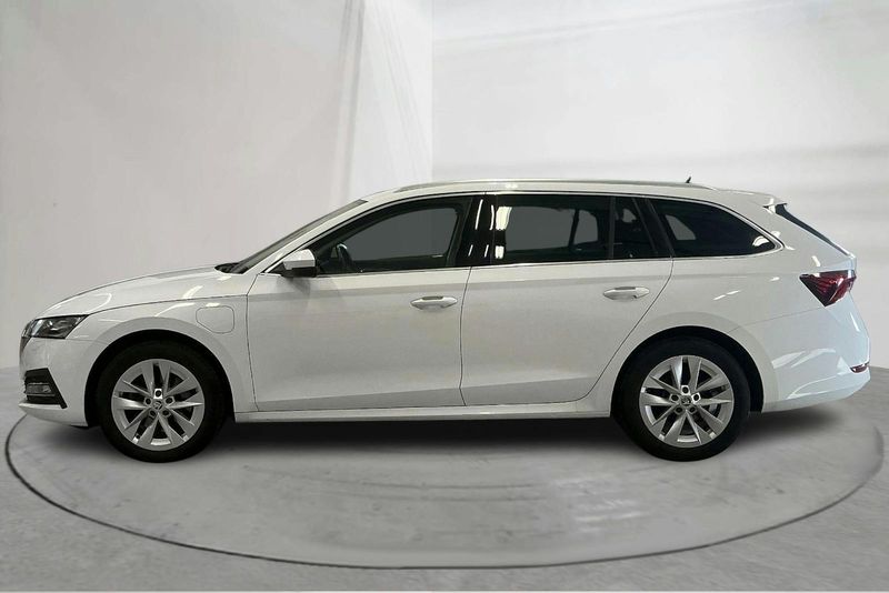Skoda Octavia bild 2